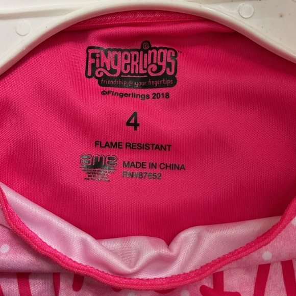 Girl’s Short-Sleeve Nightgown. Size 4T - Picture 3 of 4